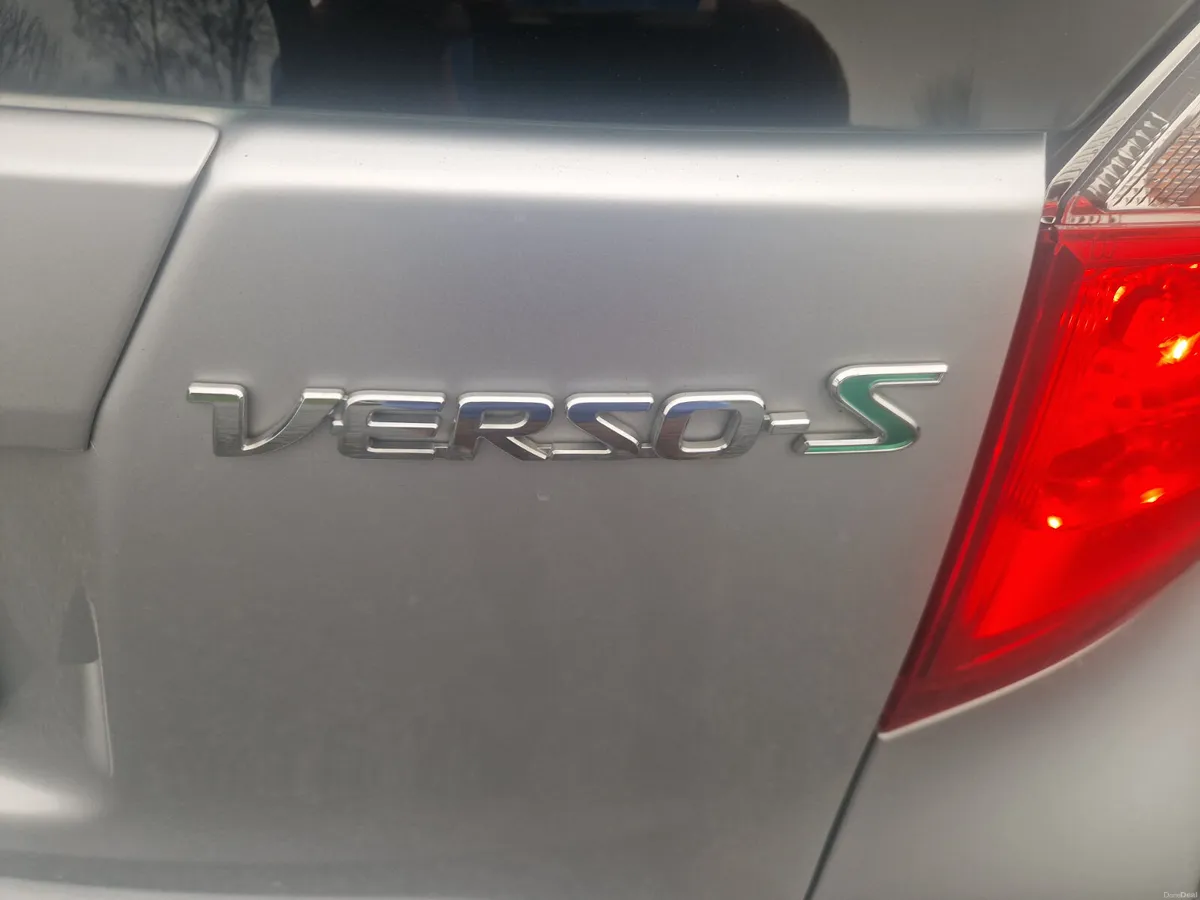 Toyota Verso-S 2013 - Image 4
