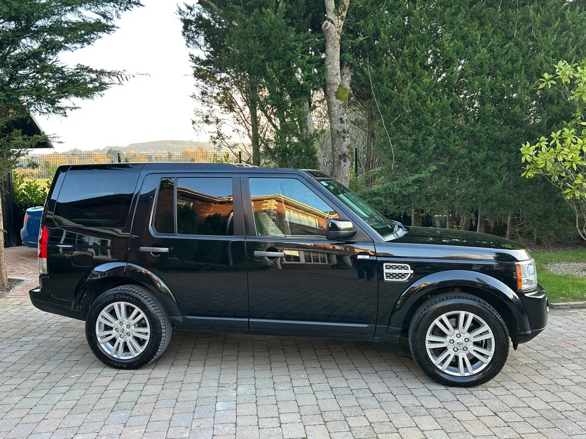 132 LandRover Discovery Crew Cab Tax8/26 Doe10/26 - Image 3