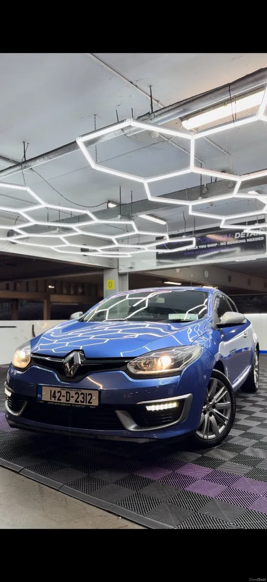 142 Renault Megane 1.5d GTline - LOW MILEAGE - Image 1