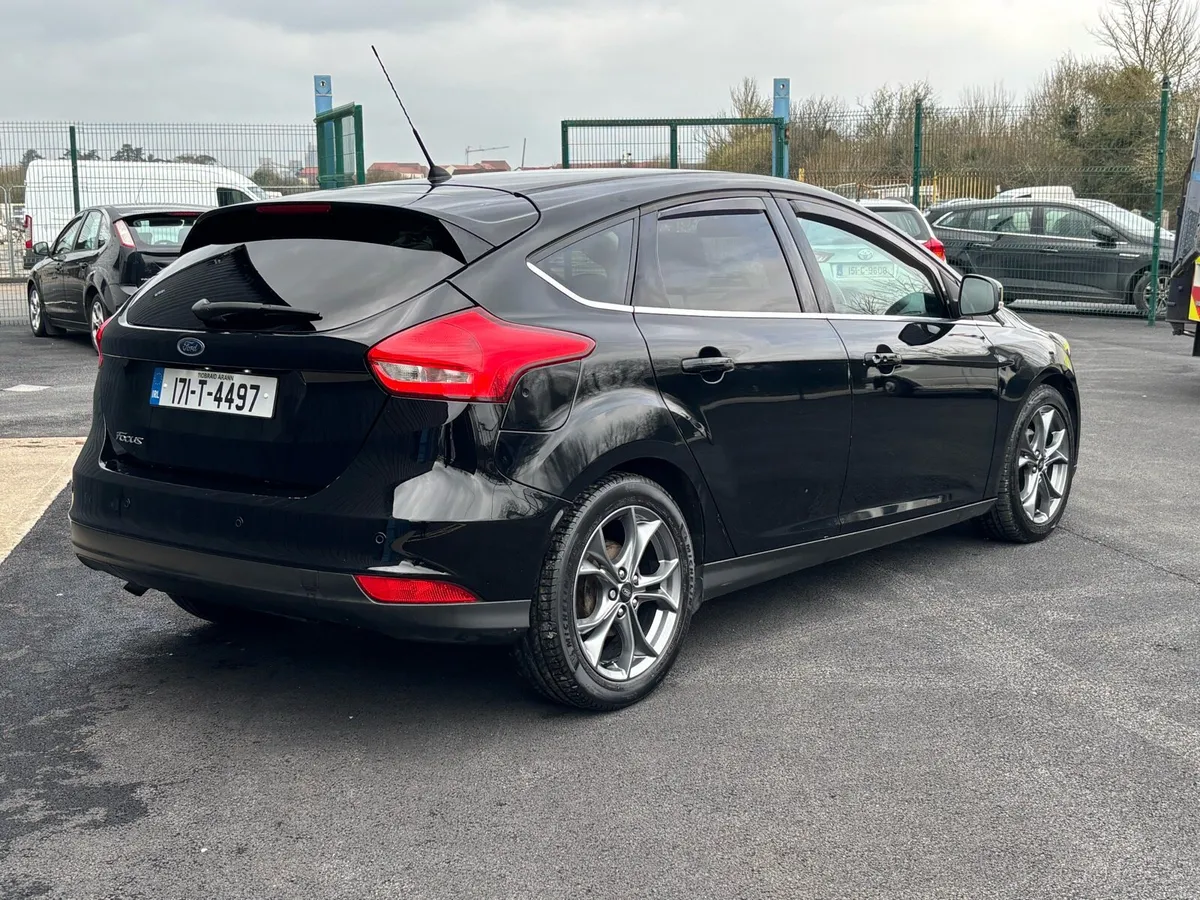 2017 Ford focus - Image 2