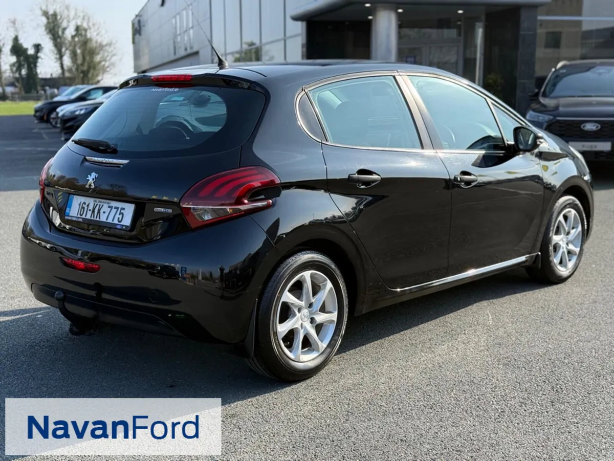 Peugeot 208 ACCESS 1.6 HDI 75Ps - Image 3