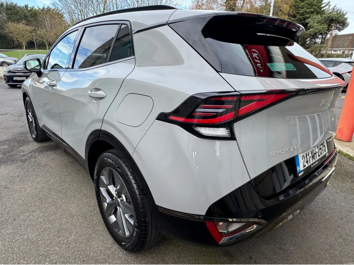 Kia Sportage HEV ANNIVERSARY ***Deposit Taken*** - Image 4