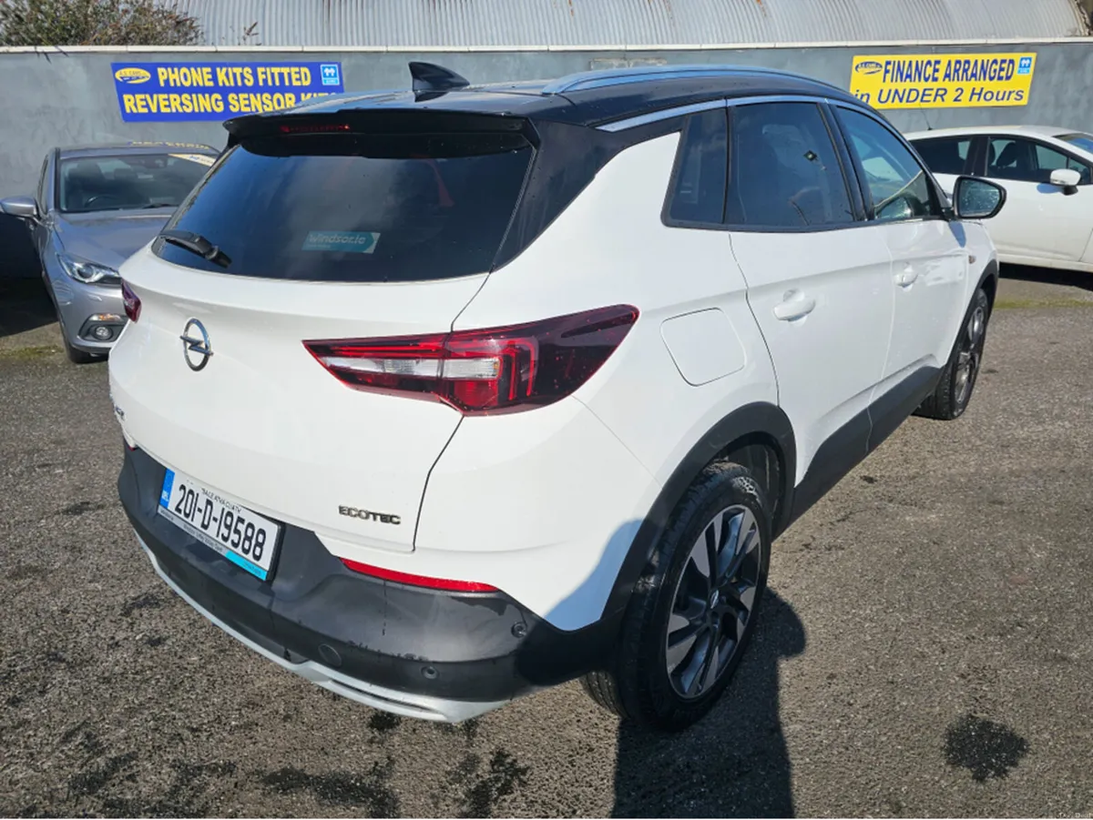 Opel Grandland X SRI 1.2 ** LOW MILEAGE ** IRISH C - Image 3