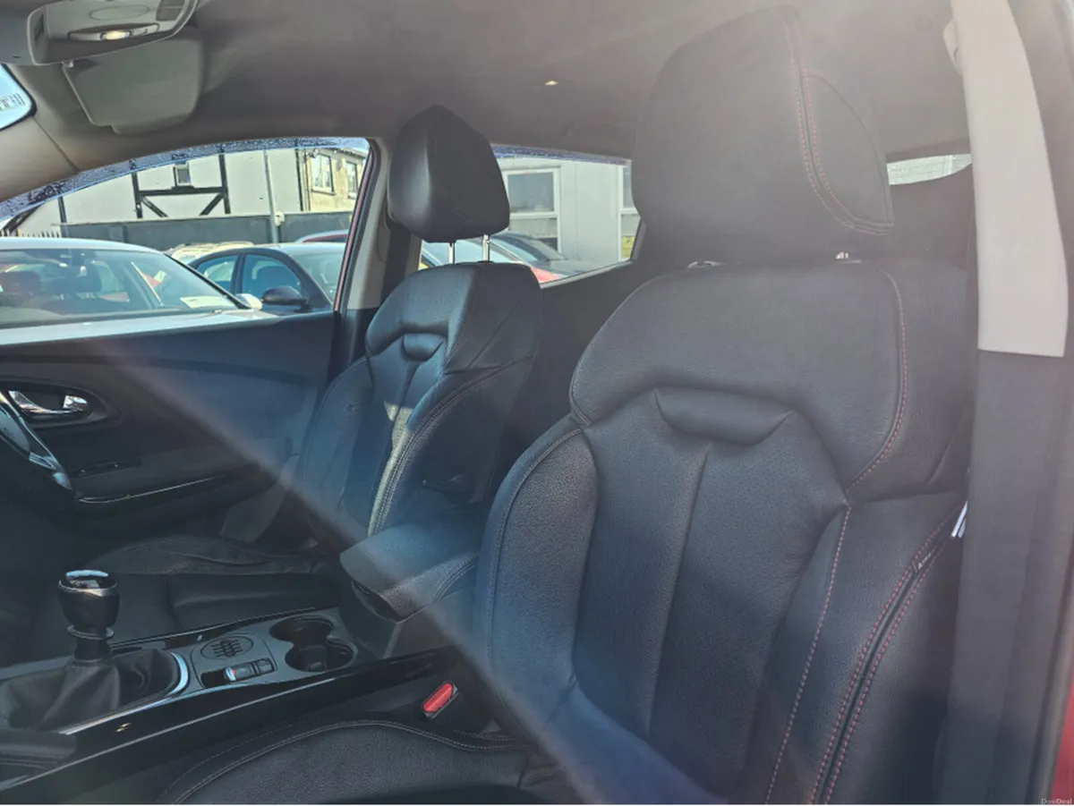Renault Kadjar DYNAMIQUE NAV ** IRISH CAR ** FULL - Image 2