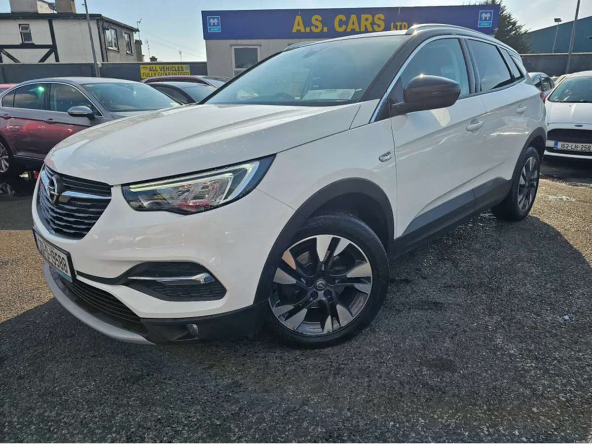 Opel Grandland X SRI 1.2 ** LOW MILEAGE ** IRISH C - Image 6