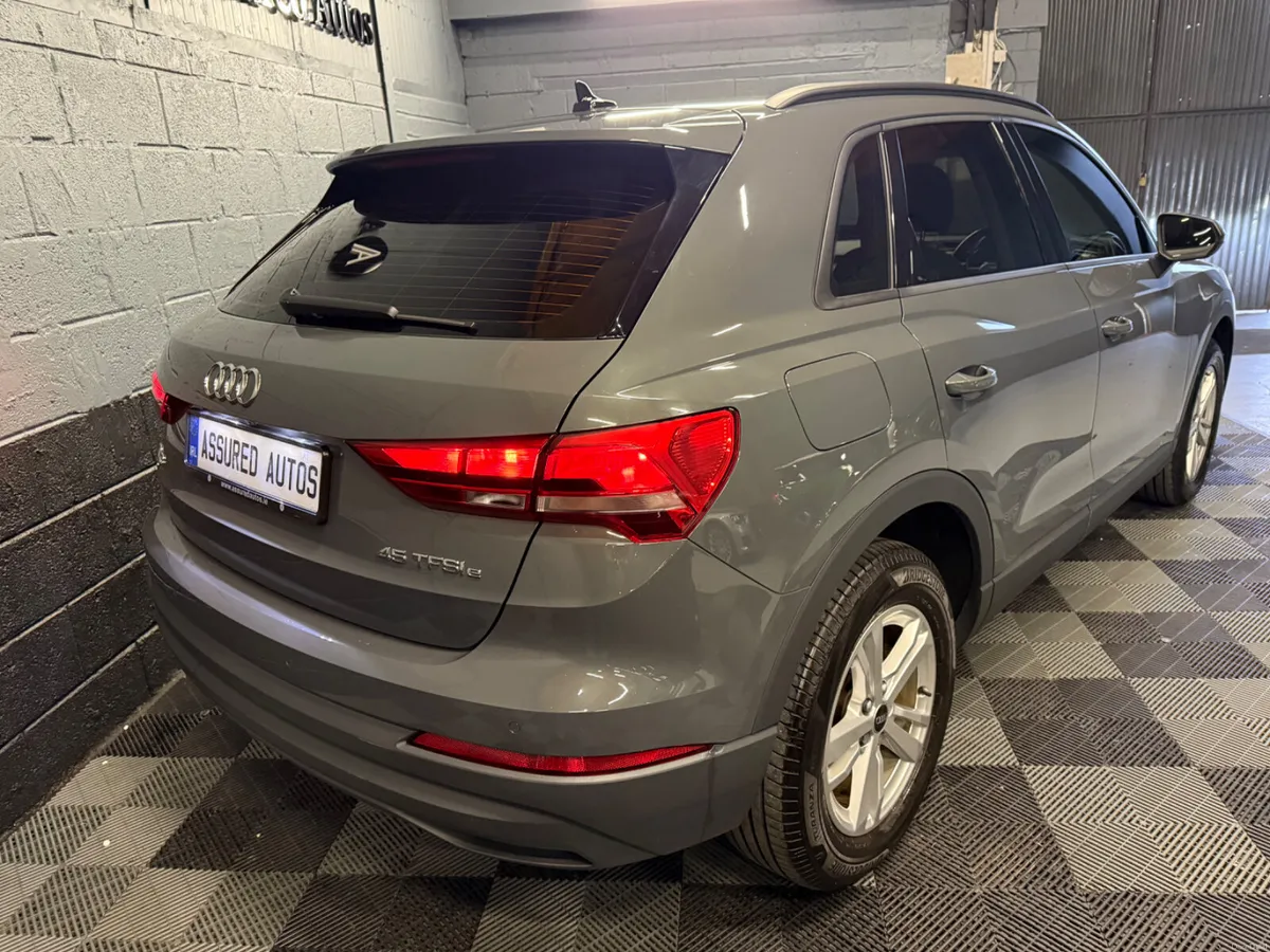 222 Audi Q3 1.4 45 TFSi E Sport Tech - Image 3
