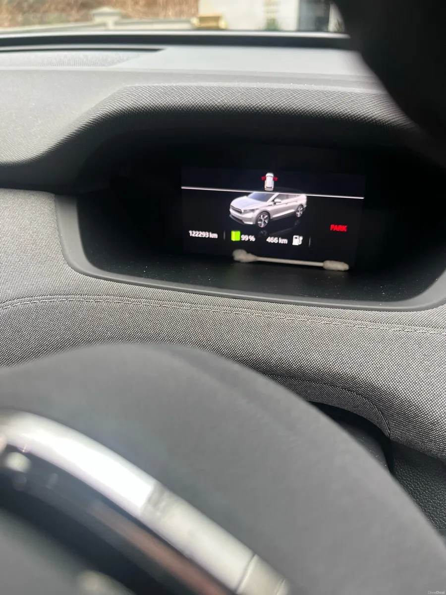 Skoda enyaq - Image 6