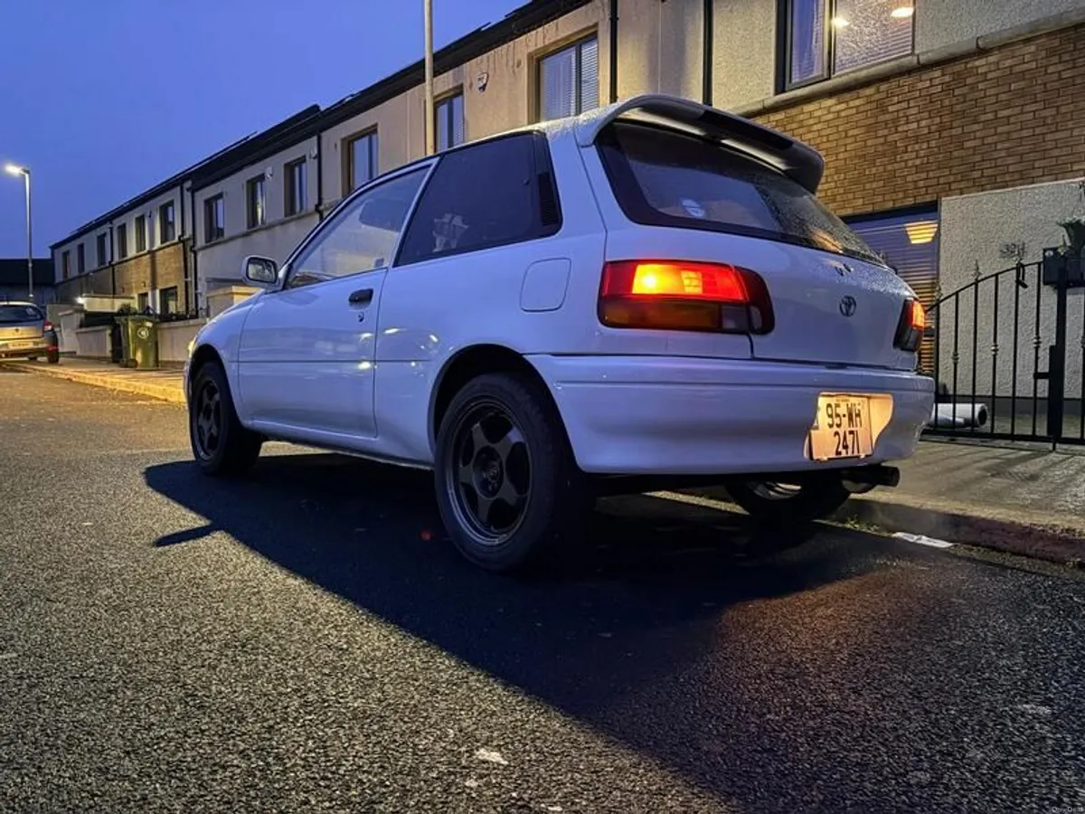 Toyota starlet EP82 4efe 4 speed - Image 2