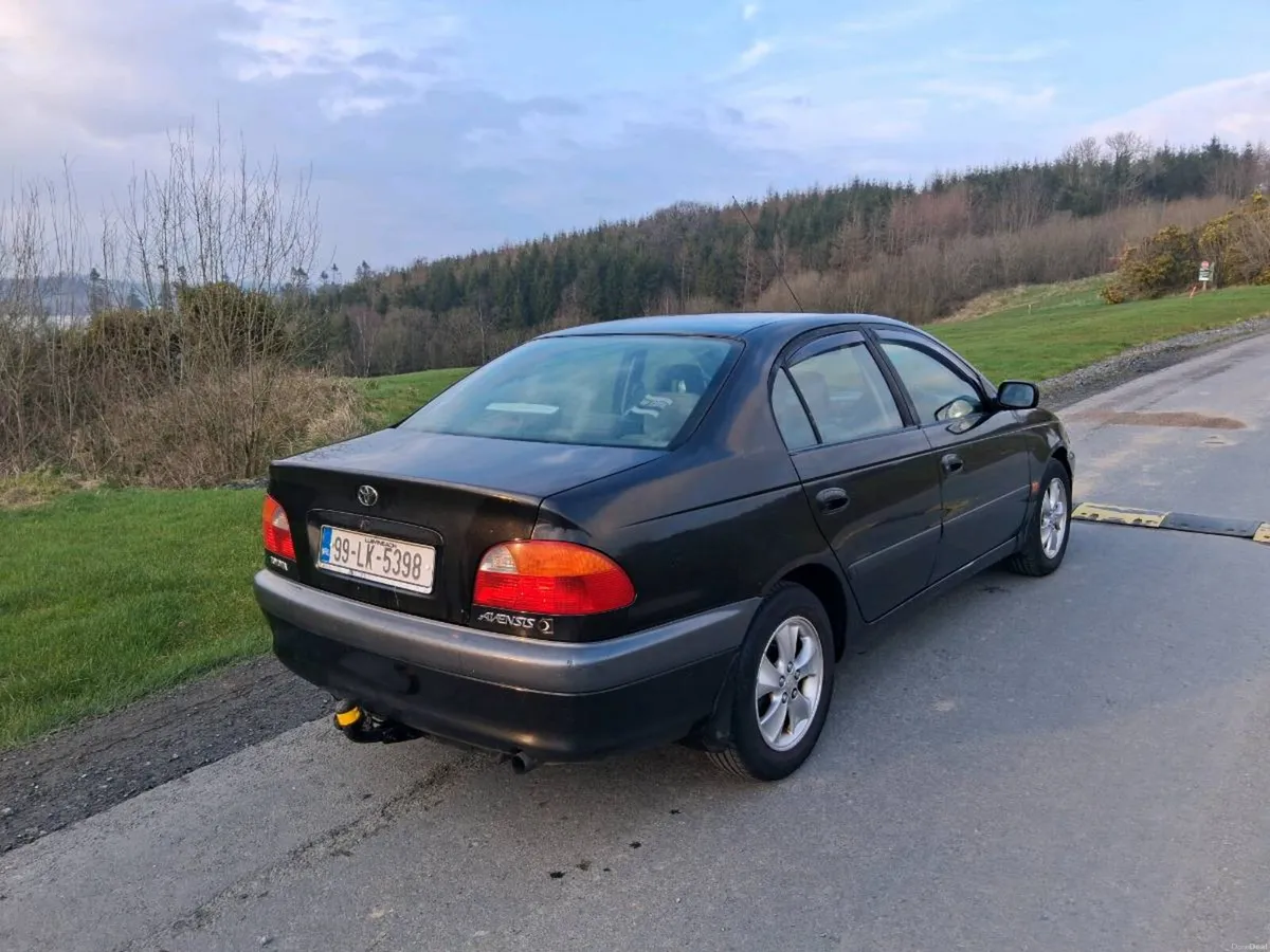 1999 toyota avensis nct 12/26 - Image 4