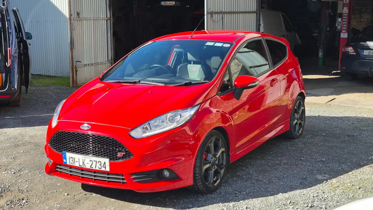 Ford Fiesta ST-2 1.6T 3Dr Manual - Image 3