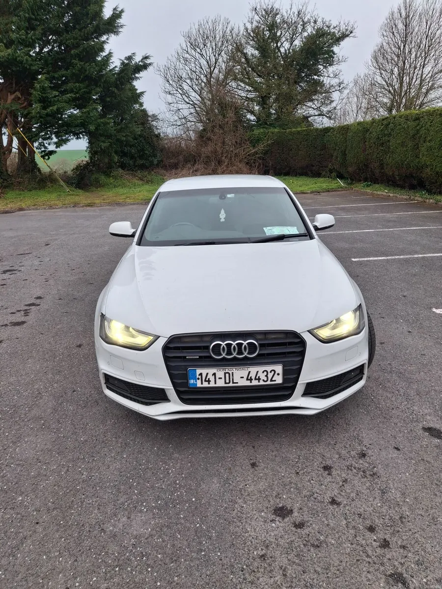 Audi A4 2.0 TDI S-Line Black Edition 2014 - Image 2