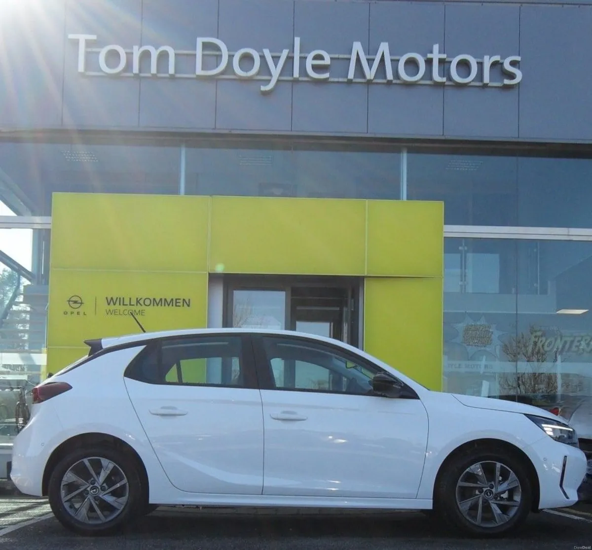 Opel Corsa 1.2 75PS S/S SC - Image 1