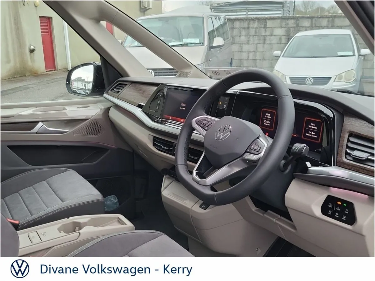 Volkswagen Multivan STYLE LOH 1.5 PETROL MILD HYBR - Image 3