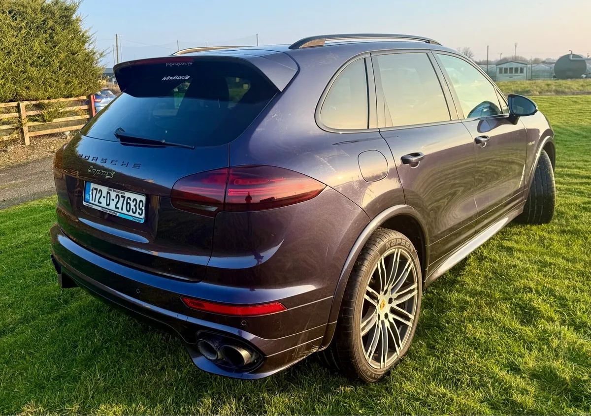 Porsche Cayenne S - Image 5