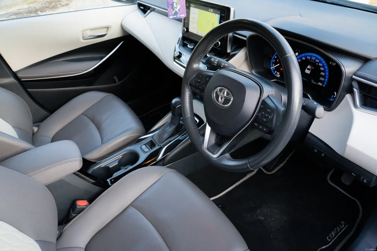 2020 Toyota Corolla 1.8 SOL Hybrid - Image 2