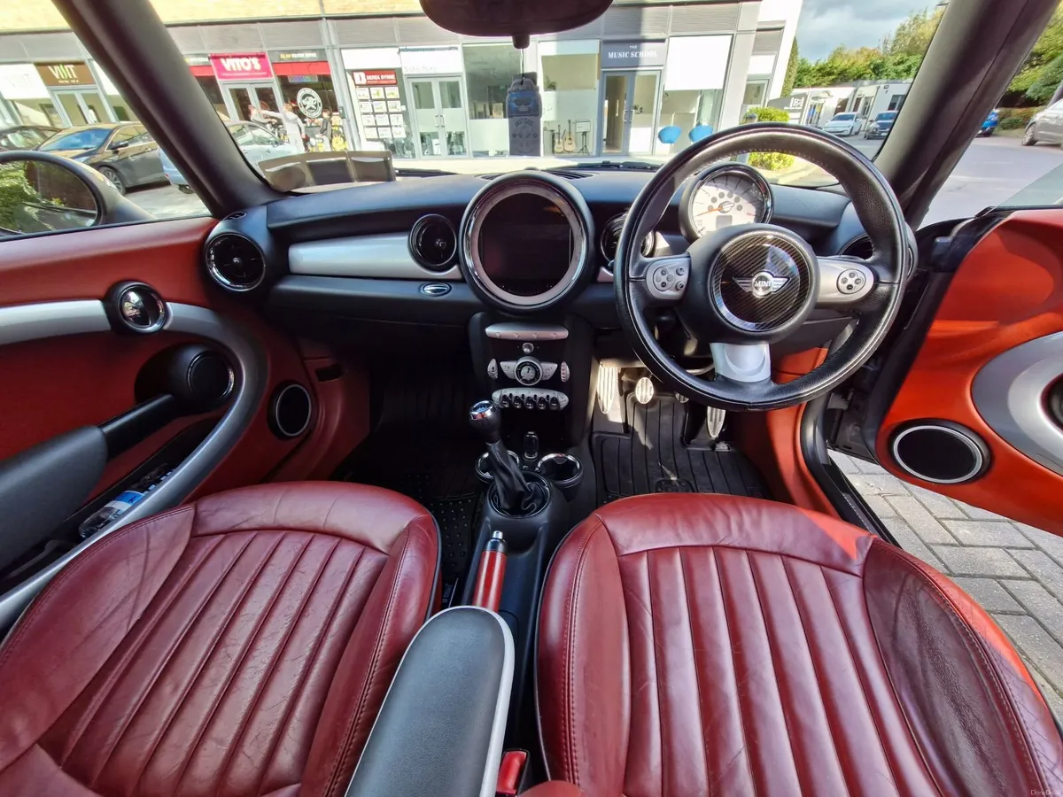 Mini Cooper S  R56 2008 - Image 4