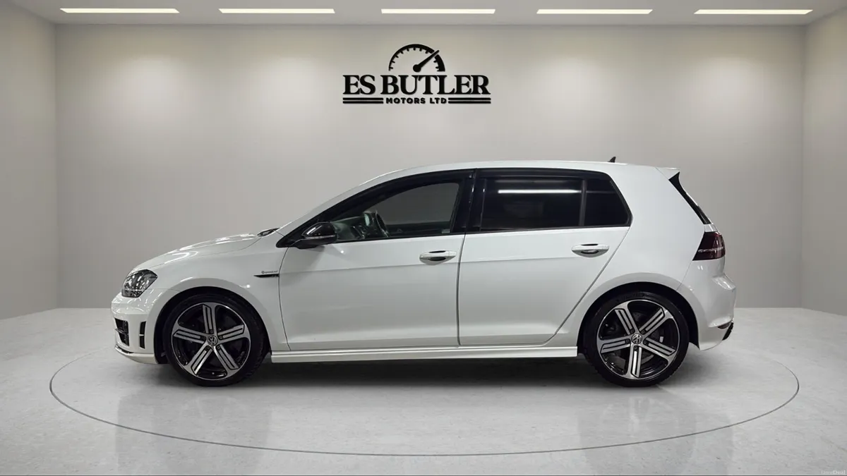 2014 VW Golf R 2.0TSI 300BHP 4MOTION DSG /LOW KMS - Image 2