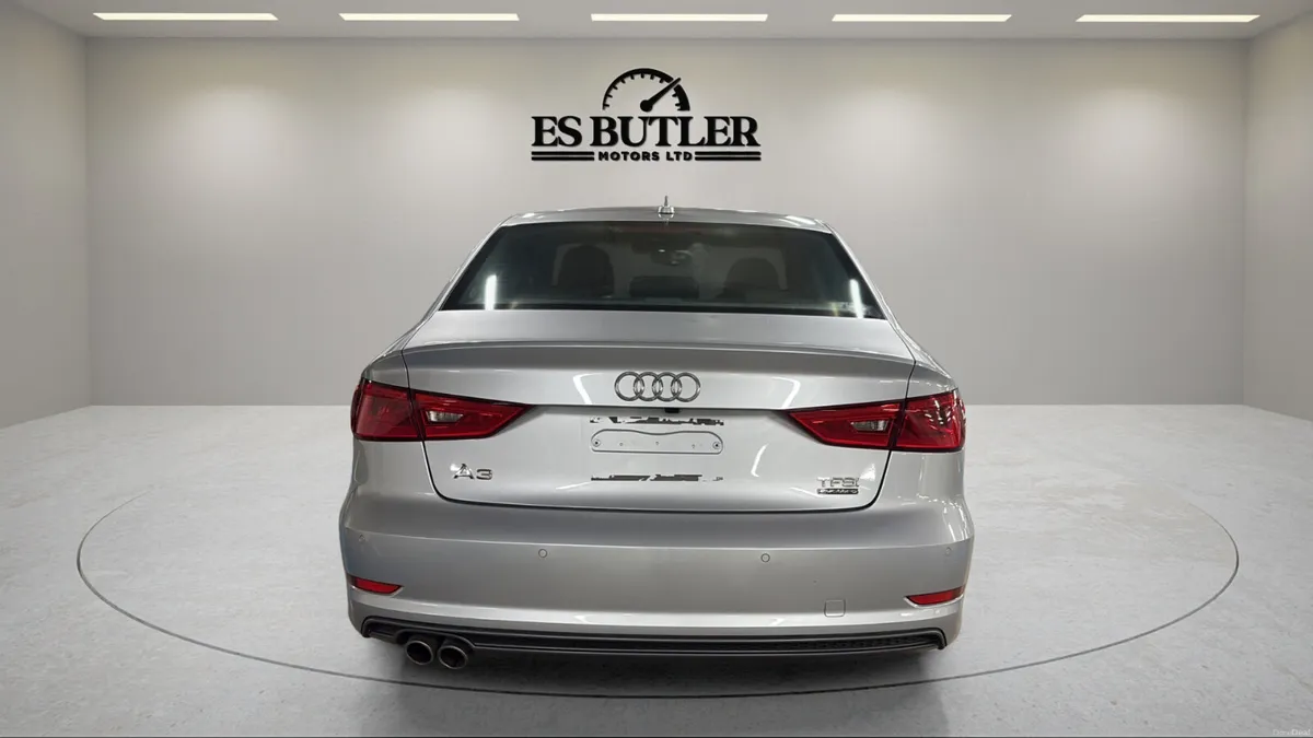2015 Audi A3 Saloon 1.8TFSI AUTO / QUATRO SLINE - Image 4