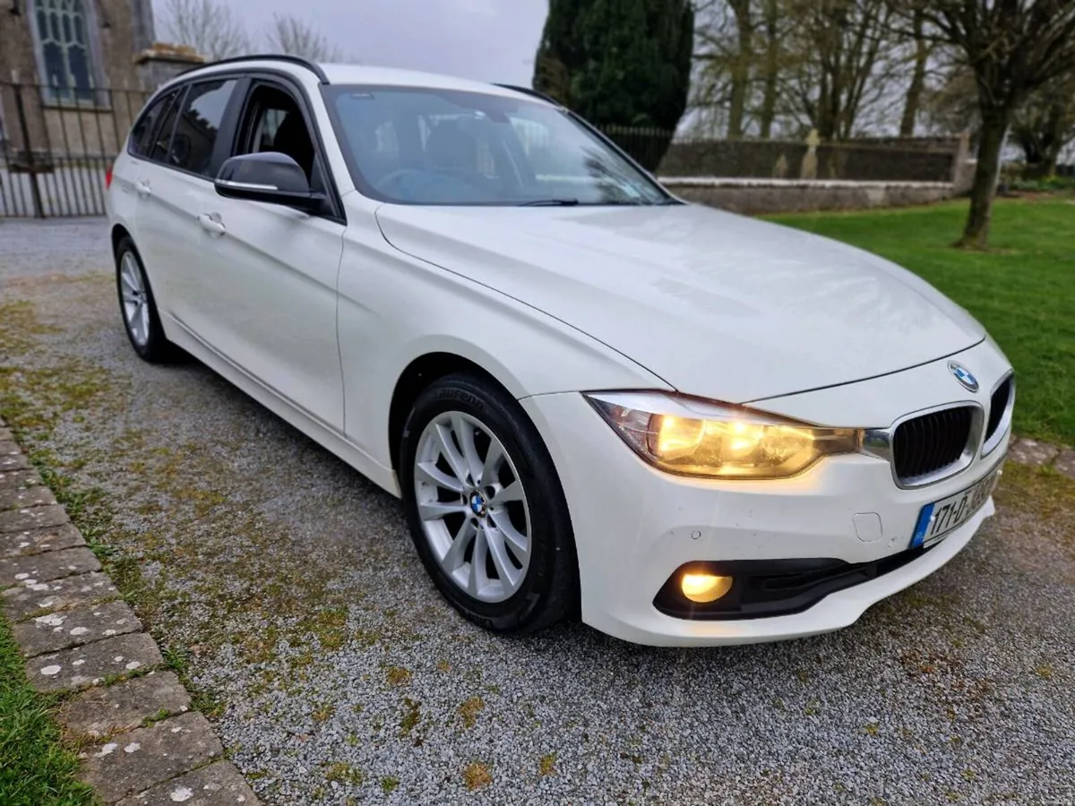 171 Bmw 318D Touring Se Sport Auto ** - Image 2