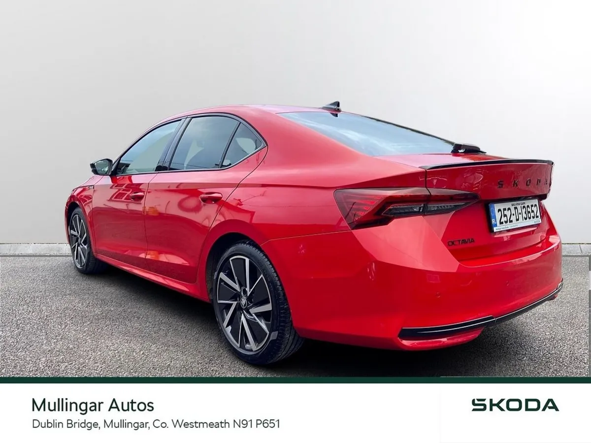 Skoda Octavia Sportline 2.0TDI 150HP DSG - Image 3