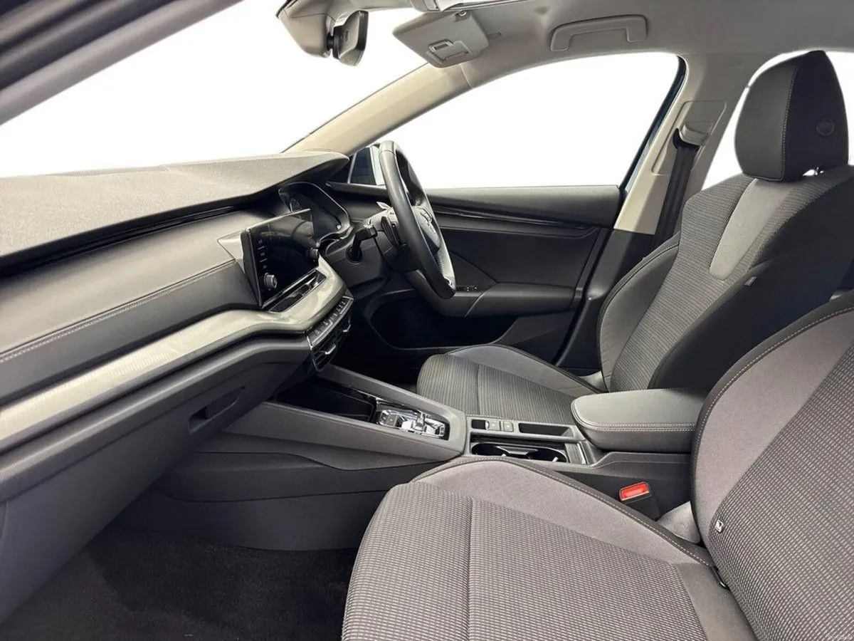 Skoda Octavia 1.0TSI MHEV AMB DSG *PRICE DROP* €55 - Image 3