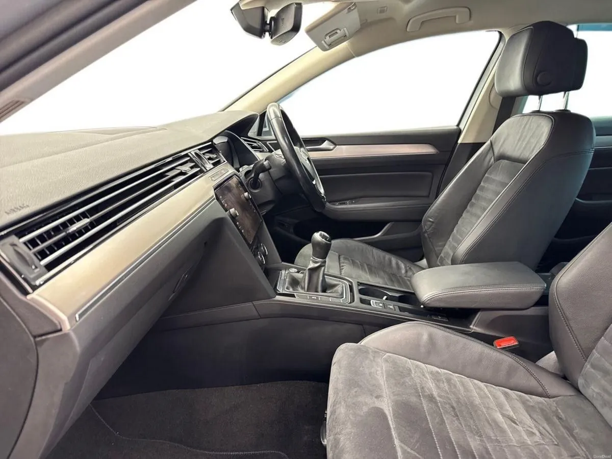 Volkswagen Passat 2.0TDI HIGHLINE *JUST IN* €75 PE - Image 3