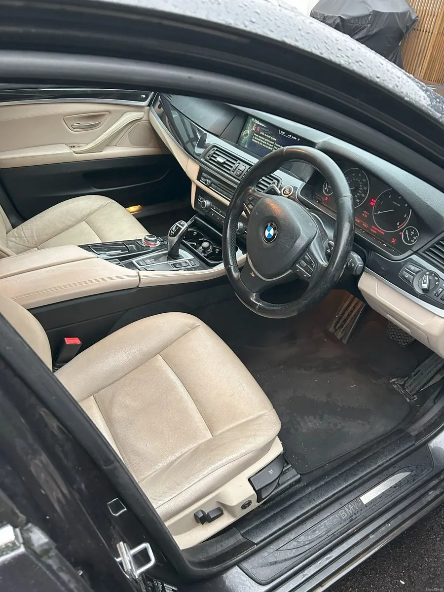 BMW 520 Touring 2013 - Image 2