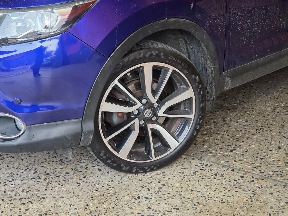 Nissan Qashqai 2015 - Image 2
