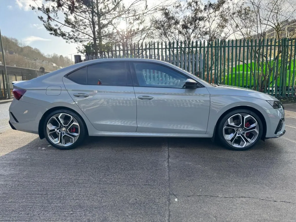 211 Skoda Octavia VRS New Model Auto - Image 3