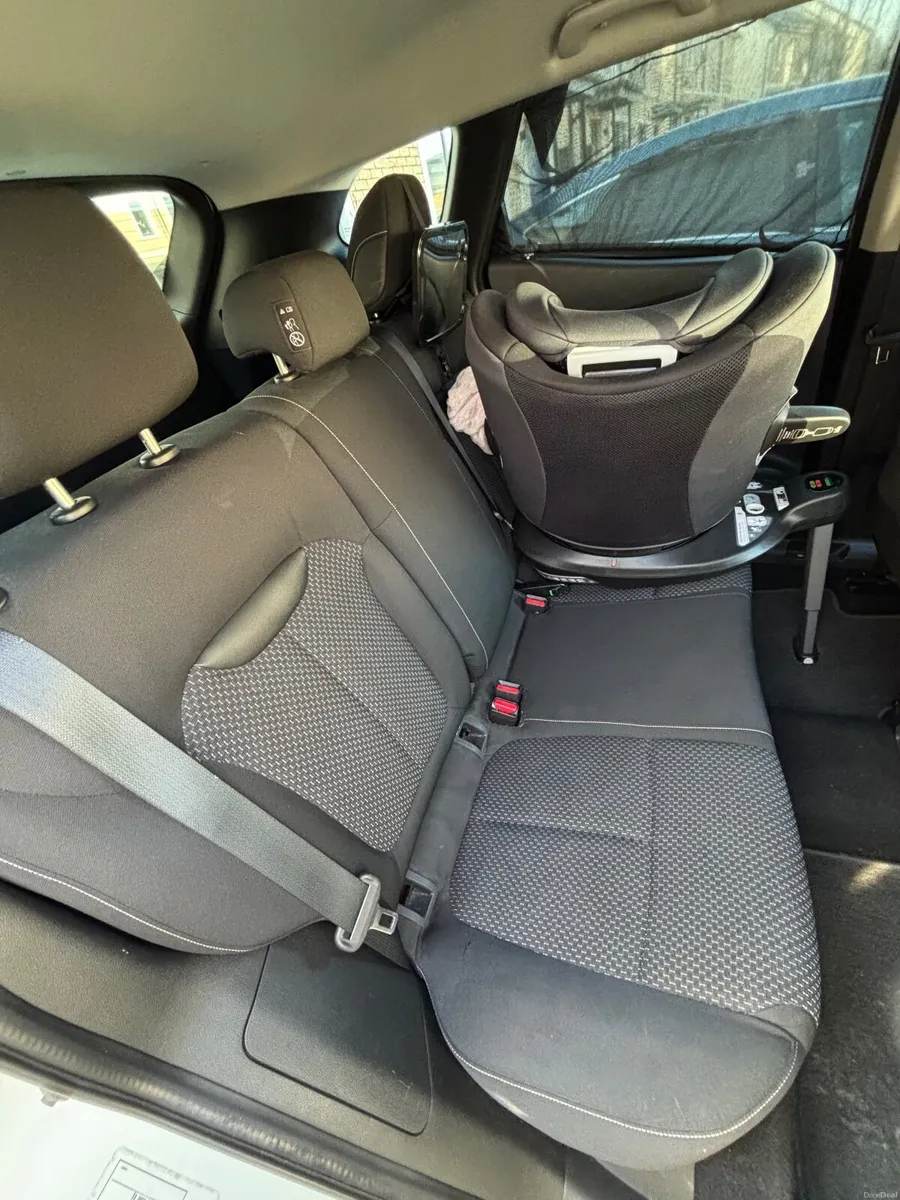 Renault Kadjar 2016 - Image 2