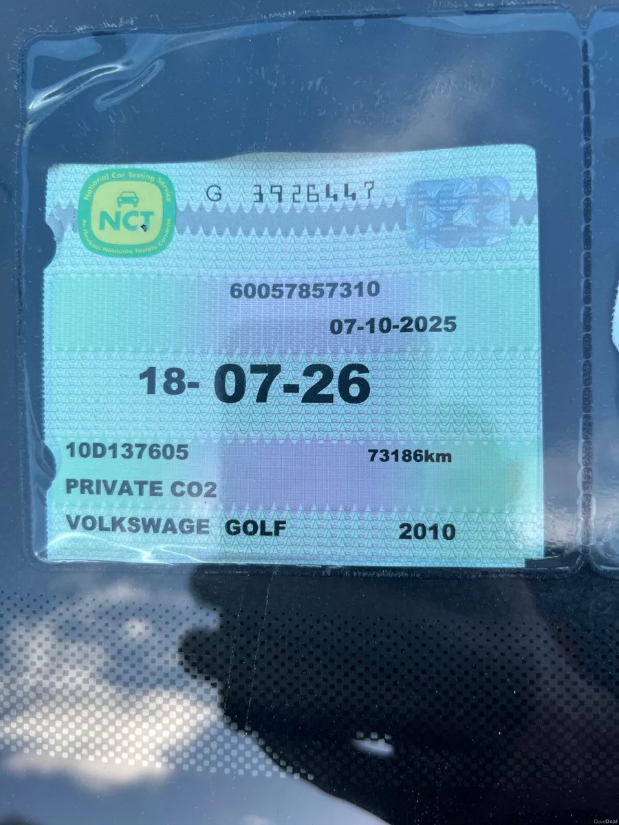 Volkswagen Golf 2010 - Image 2