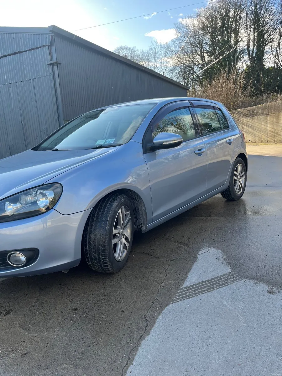 Volkswagen Golf 2010 - Image 4