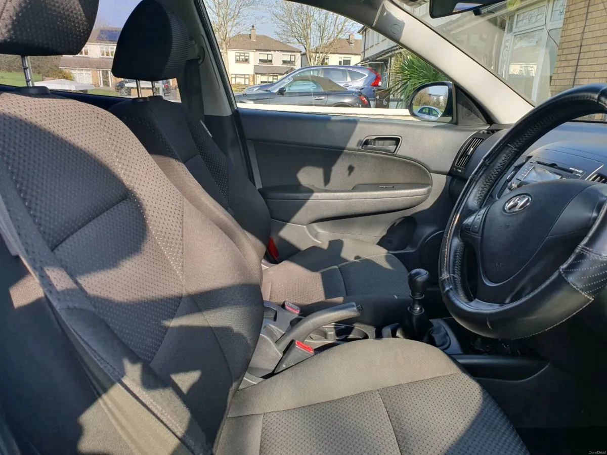 Hyundai i30, 1.4, NCT 10/26 - Image 4