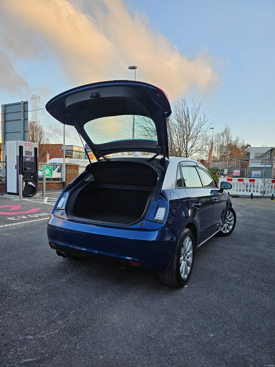 Audi A1 2013 Automatic - Image 3