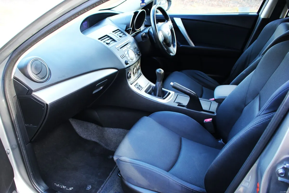 Mazda 3 TEKUYA SPORT 1.6 Petrol/NEW NCT/LOW mls - Image 2