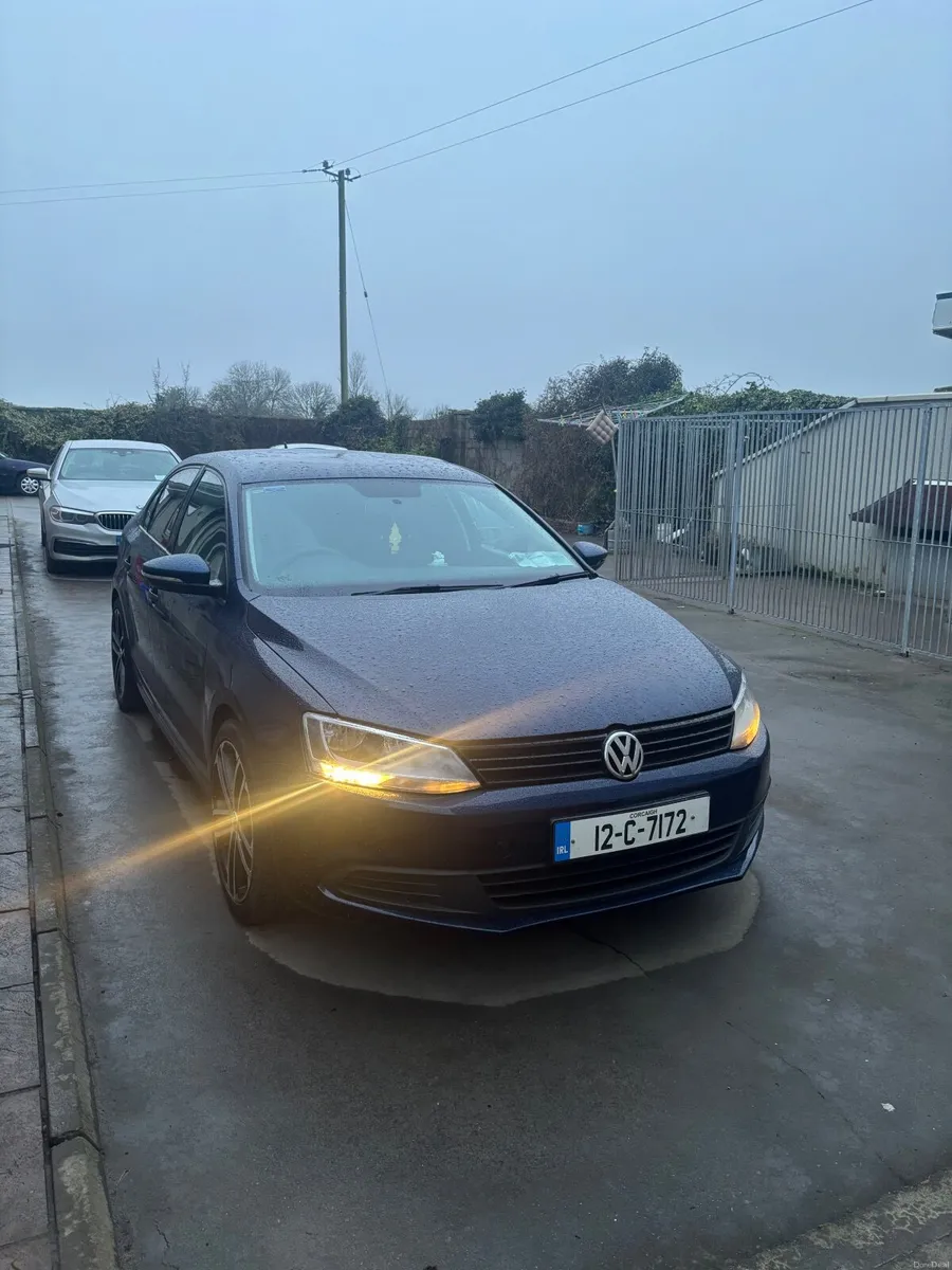 Volkswagen Jetta 2012 - Image 4
