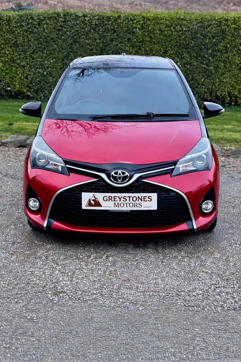 161 Toyota Yaris Design 1.3 Great Spec Manual - Image 3