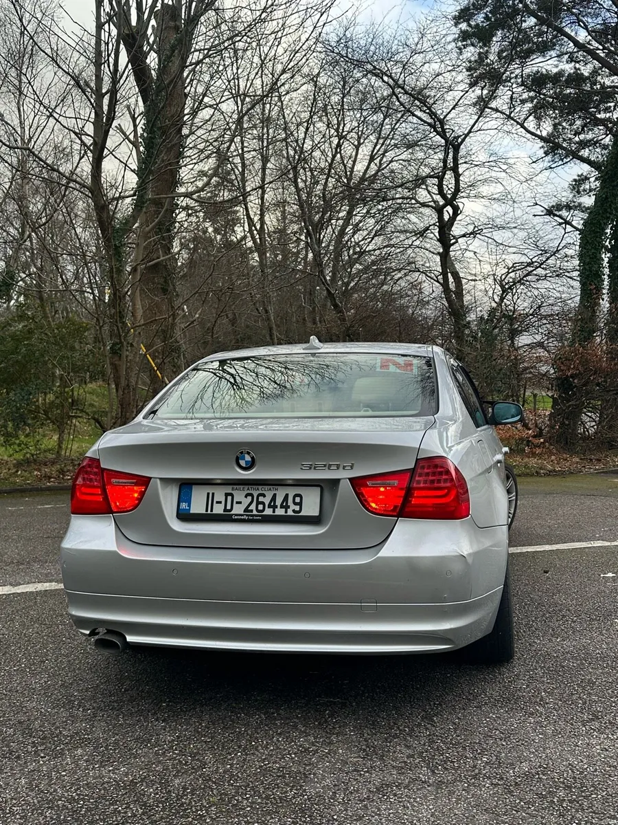 BMW E90 320d - Image 2