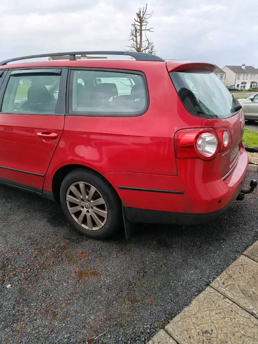 1.9 VW Passat estate - Image 3