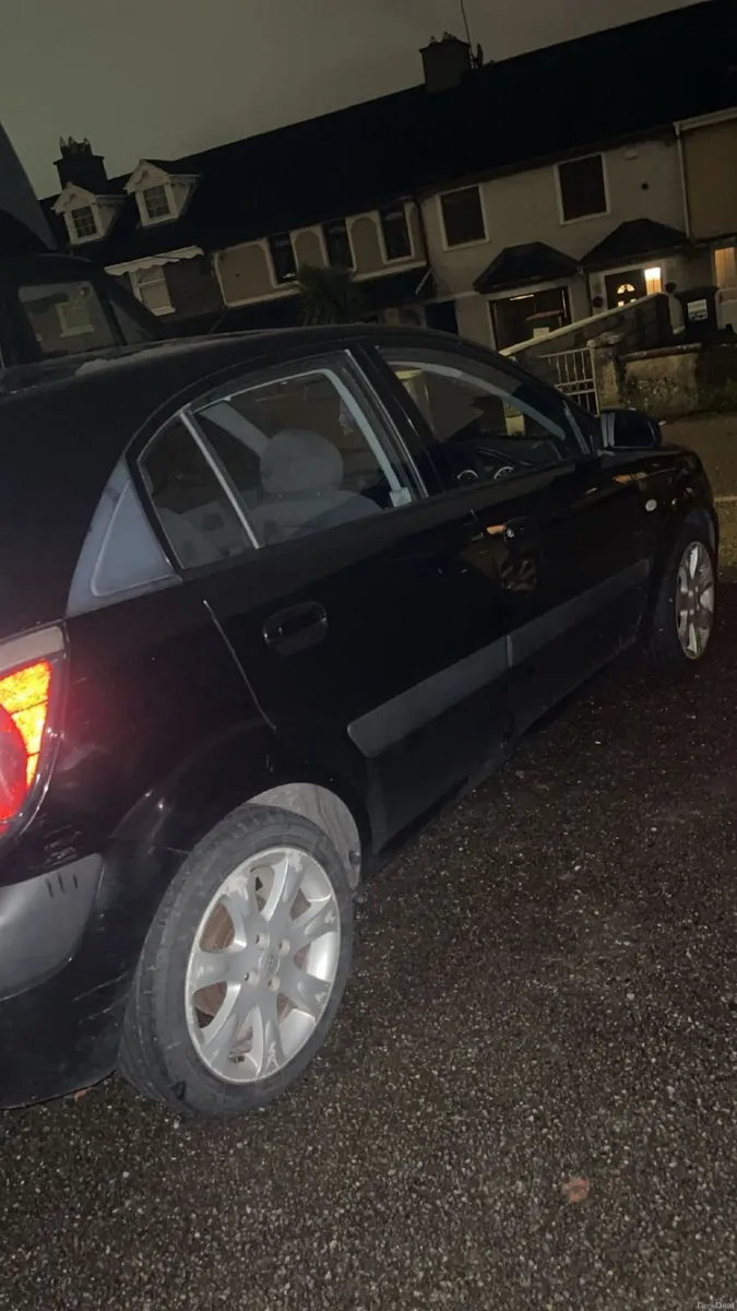 Kia Rio 2009 - Image 2