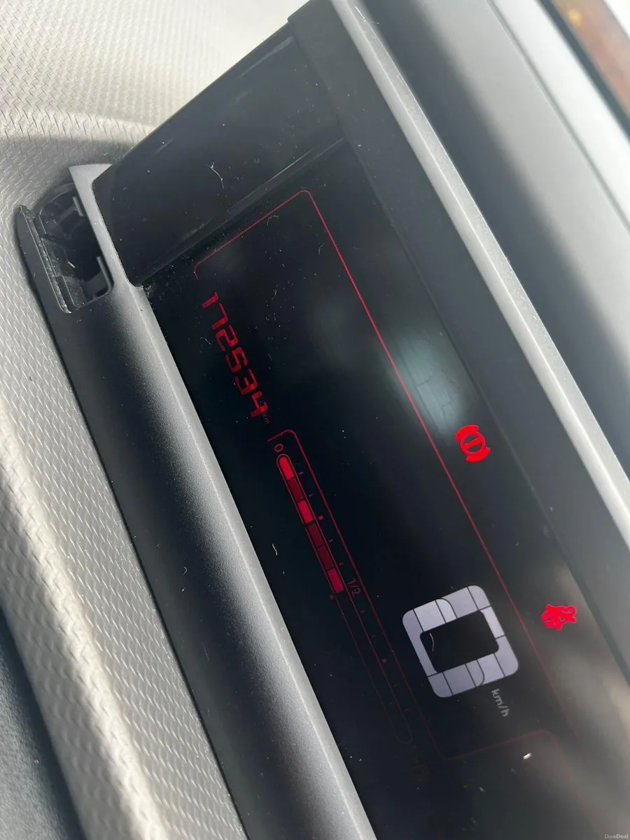 Citroen C4 Cactus 2018 - Image 2