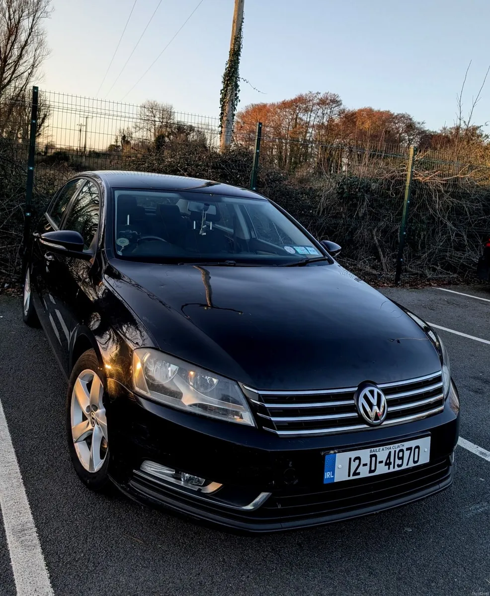 Volkswagen Passat 2012 - Image 1
