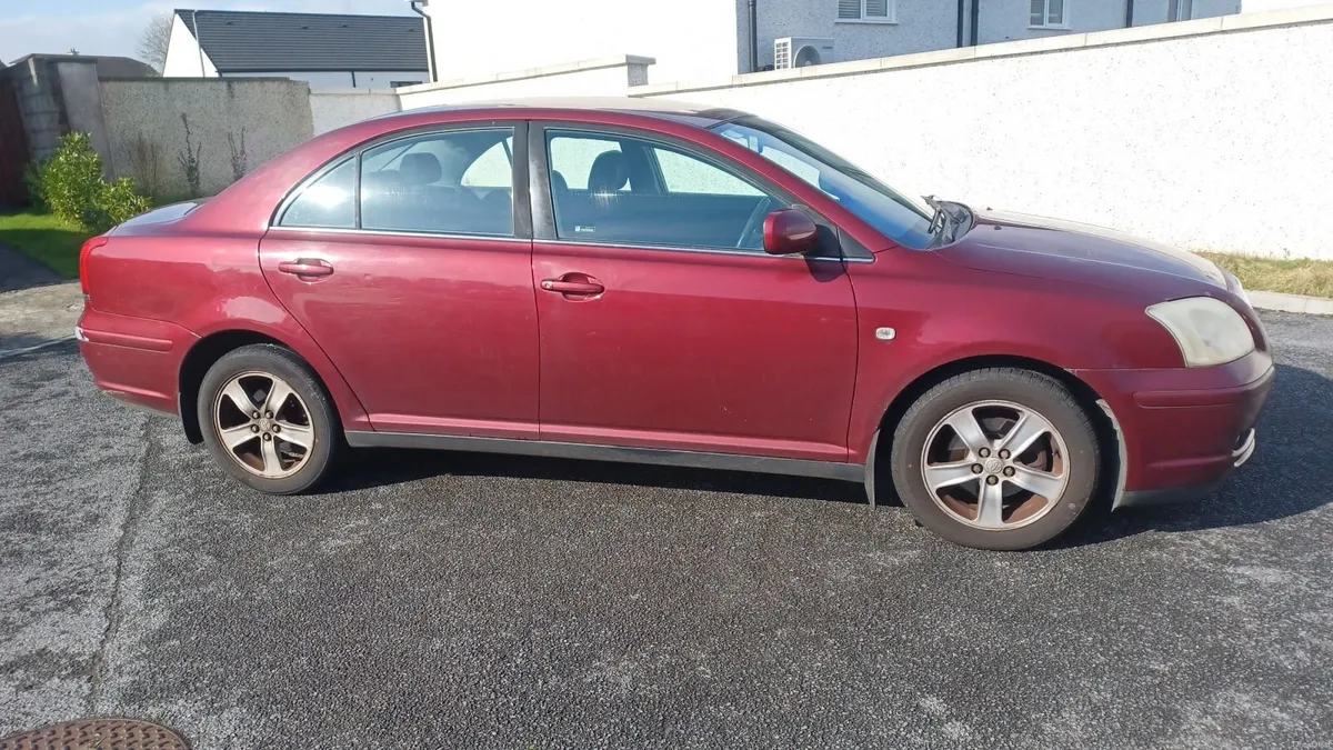 05 toyota avensis NCT 5/26 - Image 1