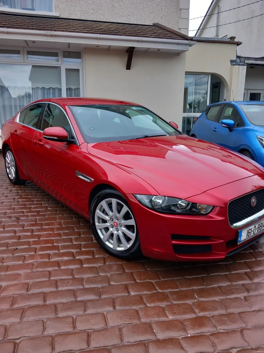Jaguar XE Prestige - Image 2