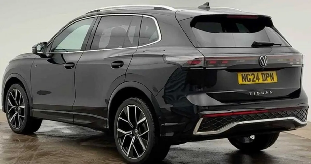 2.0 TDI R-Line SUV 5dr Diesel DSG Euro 6 (s/s) (15 - Image 3