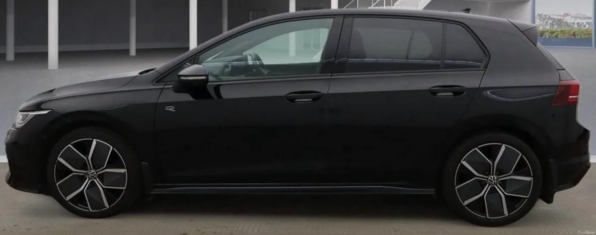 2.0 TDI R-Line Hatchback 5dr Diesel DSG Euro 6 (s/ - Image 4