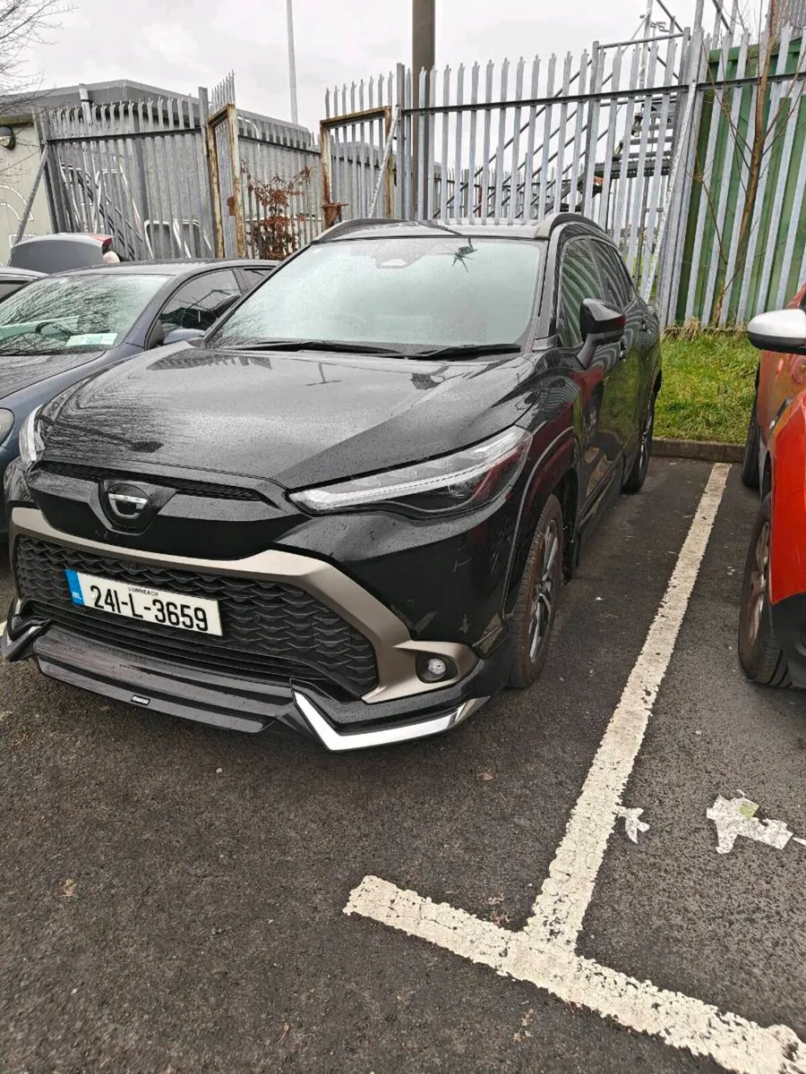 Toyota Corolla Cross 2024 - Image 2