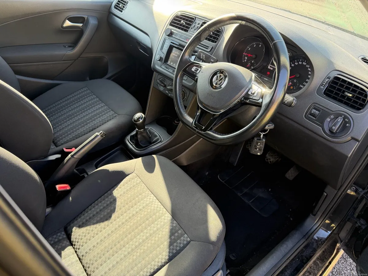 Volkswagen Polo, 1 owner ,only 105k km - Image 4