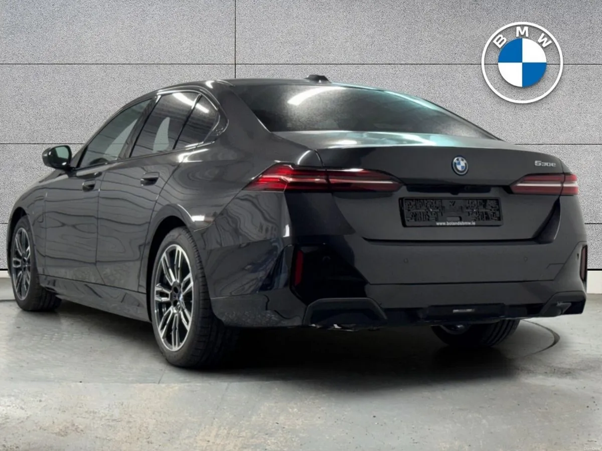 BMW 5-Series 530e M Sport - Image 2