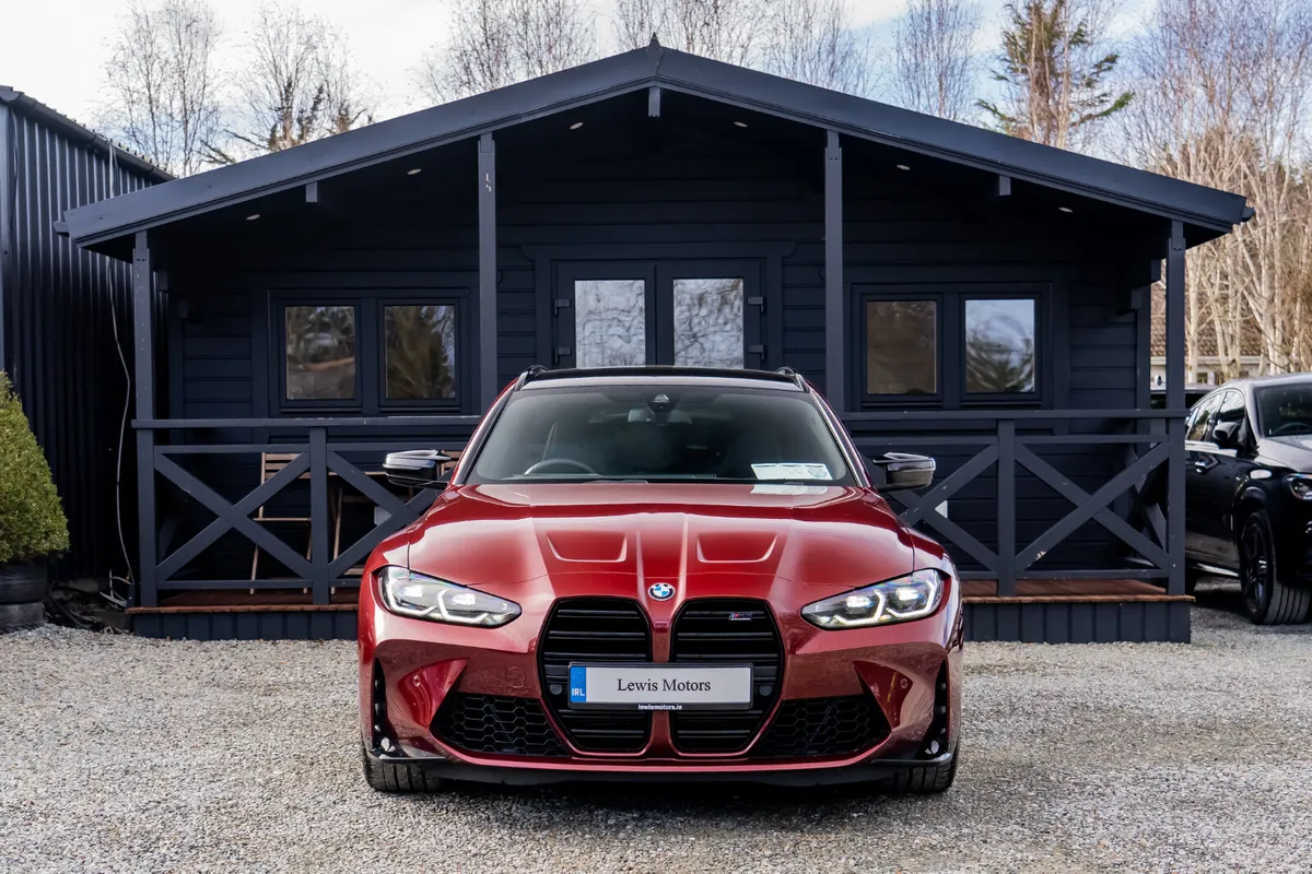 2023 BMW M3 COMPETITION TOURING - Image 2